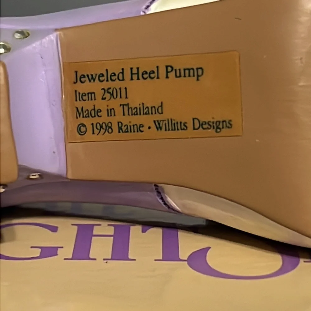 Just the Right Shoe “Jeweled Heel Pump” #25011 Miniature Collectible in Box